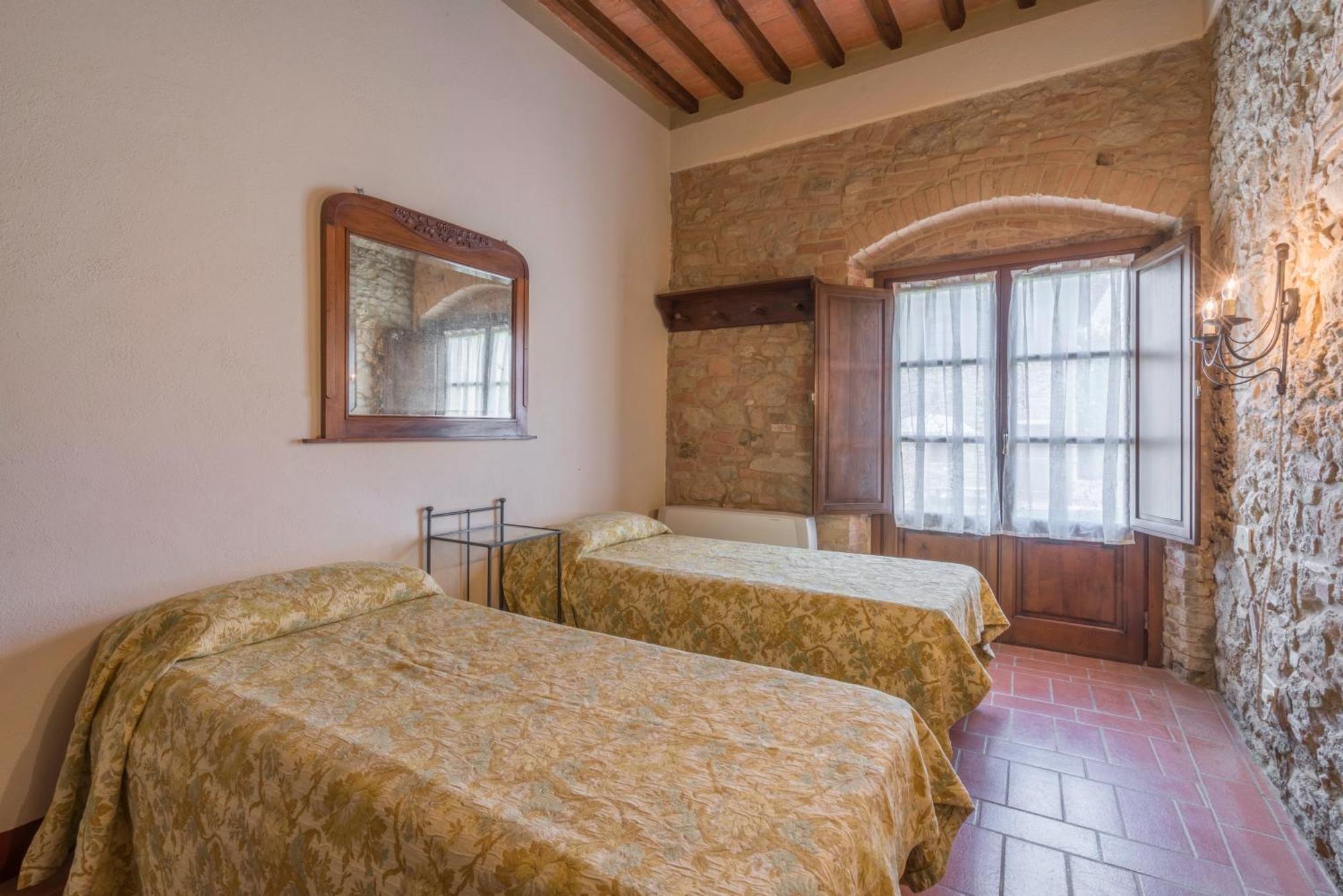 Santo Pietro Resort San Gimignano Exterior foto