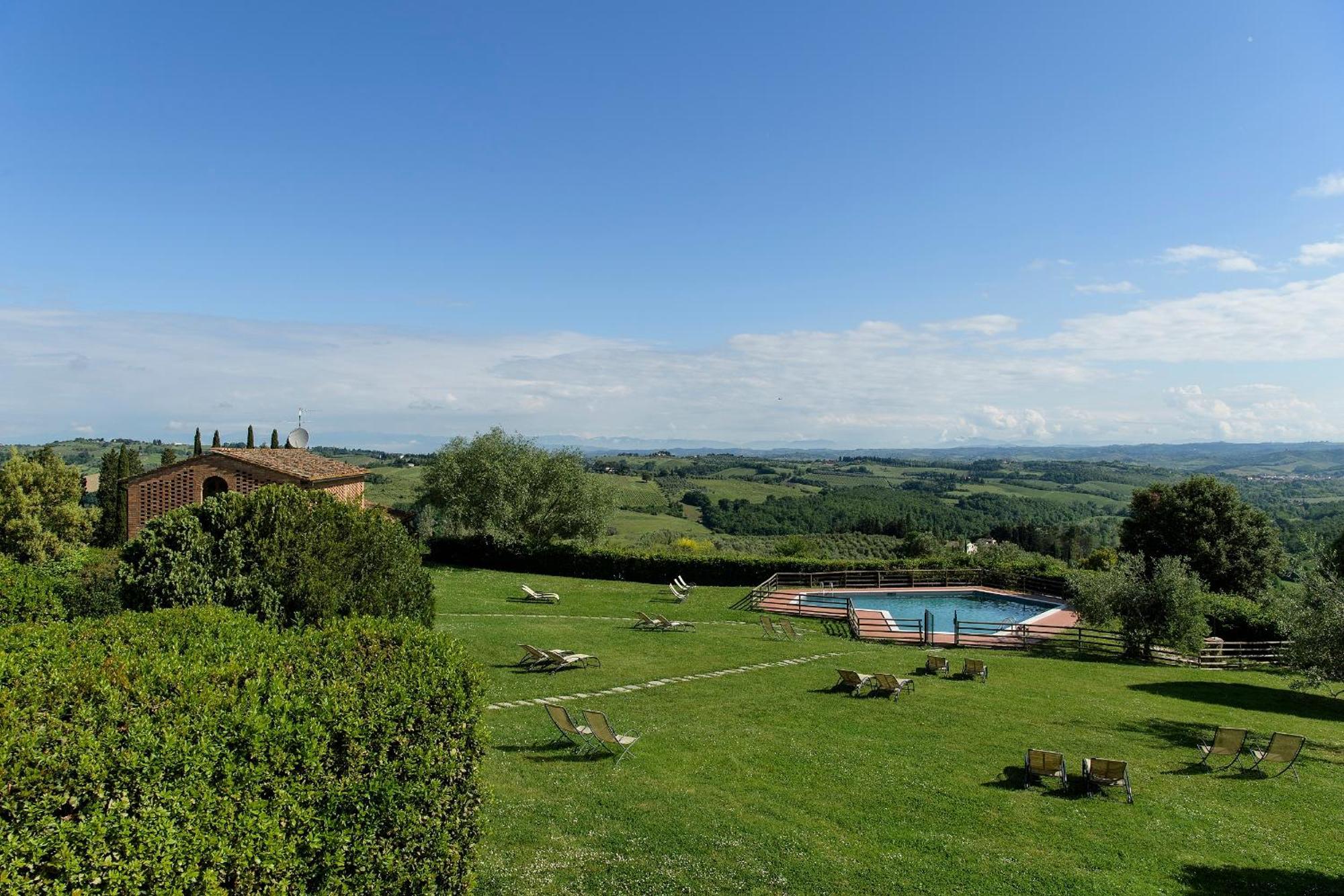Santo Pietro Resort San Gimignano Exterior foto